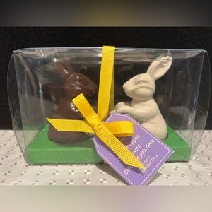 Hallmark Chocolate Ceramic Easter Bunny Rabbit Salt Pepper Shakers Set NEW